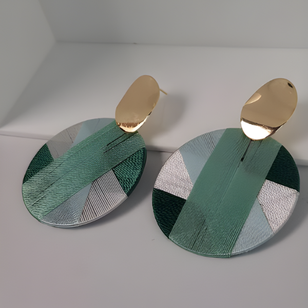 Dangle circle thread earrings